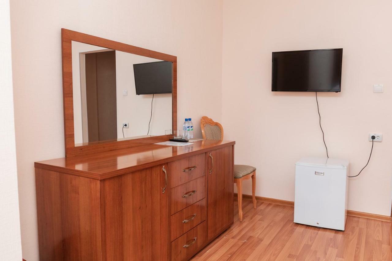 Gym Inn Tashkent Ngoại thất bức ảnh